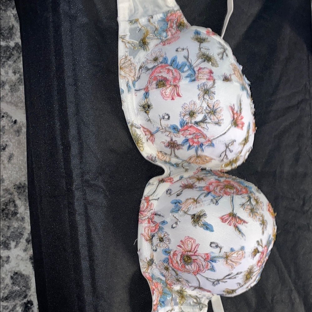Victoria's Secret White and Pink Floral Bra
